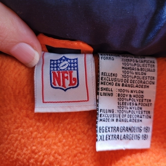 NFL Broncos Coat with Spell out on the Arm - Picture 4 of 5